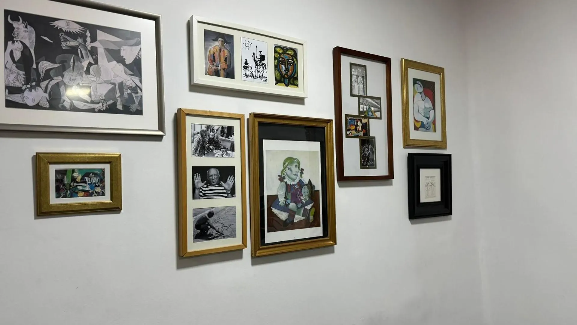 A 20 Pasos Del Museo Picasso Apartment Malaga Spain