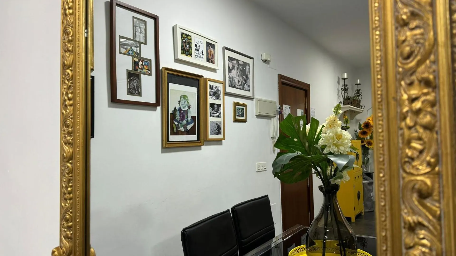 A 20 Pasos Del Museo Picasso Apartment Malaga